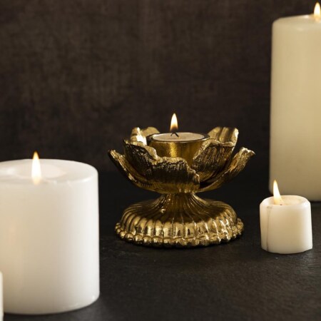 Leaf T-Light Holder