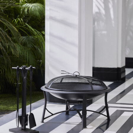 PALEMO - 29.3 Inch Outdoor Iron Fire Pit Set with Airflow technology