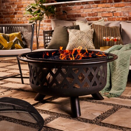 LATICE - 36 inch Black Outdoor Iron Fire Pit
