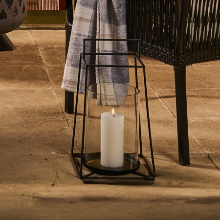 PYRAMID BLACK METAL LANTERN