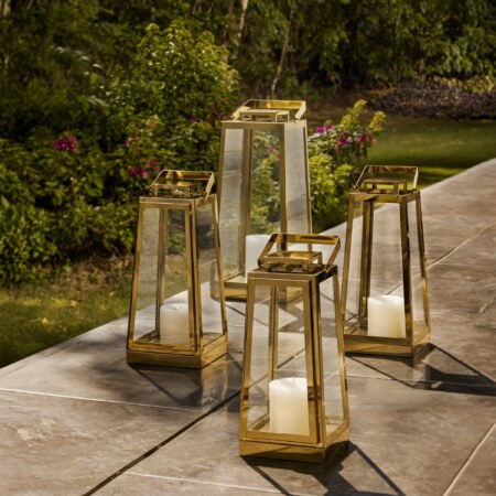 GLOW GOLD (HT) GOLD METAL LANTERN